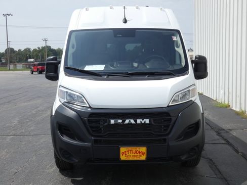 Used 2023 RAM ProMaster 2500 FWD image 4