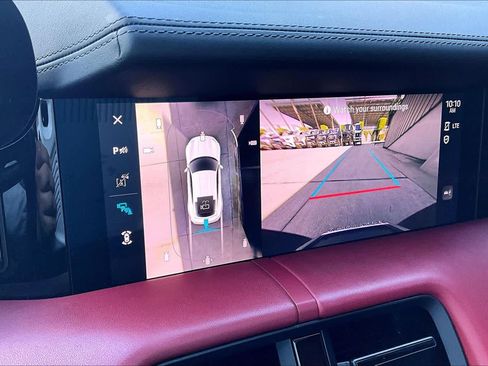 Used 2022 Porsche Taycan image 26