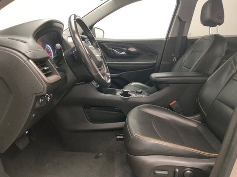 Used 2022 GMC Terrain AT4 w/ Infotainment Package II image 17