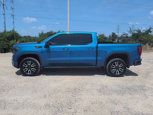 Used 2023 GMC Sierra 1500 AT4 w/ AT4 Premium Package AWD/4WD image 2