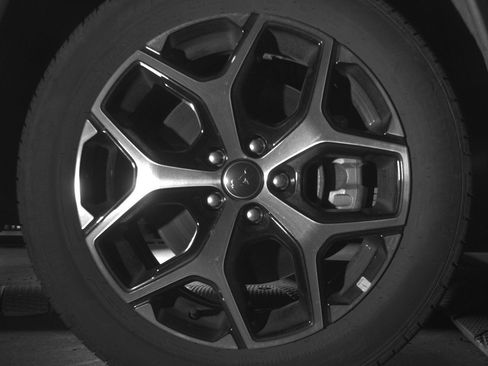Used 2025 Jeep Compass Limited AWD/4WD image 13