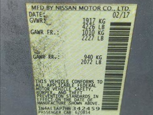 Used 2017 Nissan Altima 2.5 SR image 2