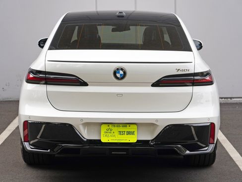 Used 2023 BMW 740i w/ Parking Assistance Package RWD image 61