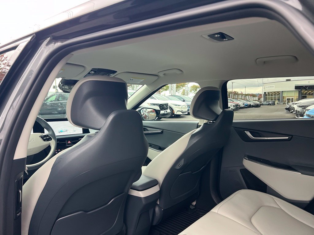 Certified 2024 Kia EV6 Wind w/ Wind Technology Package RWD image 9