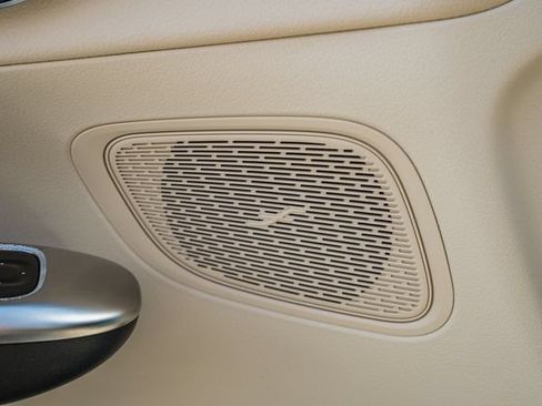 Certified 2025 Mercedes-Benz GLC 350e 4MATIC image 40