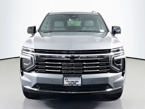 New 2025 Chevrolet Suburban Premier image 2