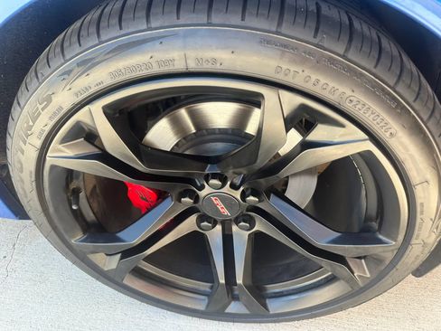 Used 2017 Chevrolet Camaro SS RWD image 38