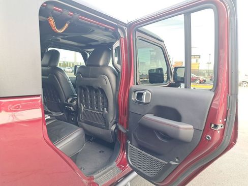 Used 2021 Jeep Gladiator Rubicon image 14