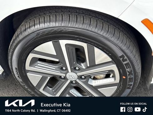 Used 2023 Hyundai Kona SEL FWD image 7