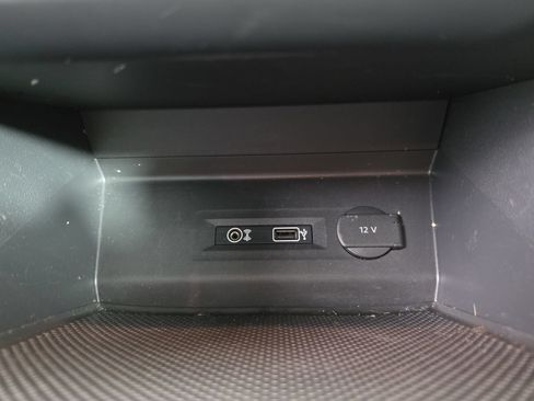 Used 2019 Volkswagen Atlas SE FWD image 26