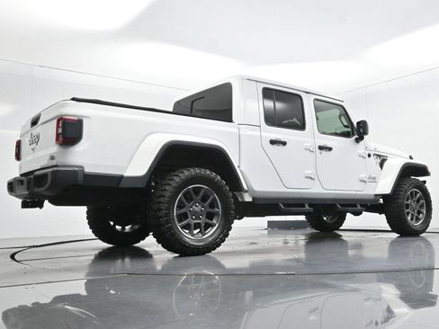 Used 2020 Jeep Gladiator Overland w/ Popular Equipment Package AWD/4WD image 46