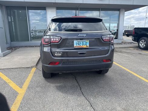 Used 2023 Jeep Compass Sport AWD/4WD image 6