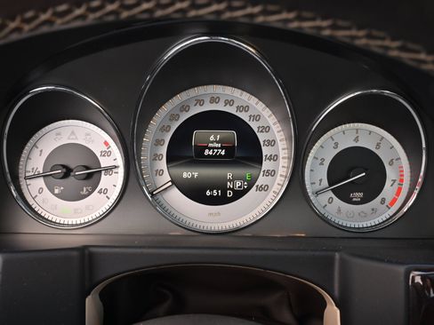 Used 2015 Mercedes-Benz GLK 350 2WD image 36