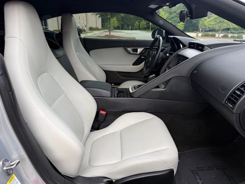 Used 2017 Jaguar F-TYPE Coupe RWD image 34