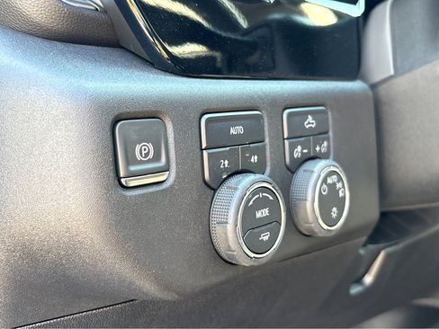 New 2025 Chevrolet Silverado 1500 LT image 11