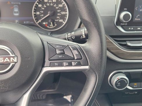 Used 2023 Nissan Altima 2.5 SV image 27