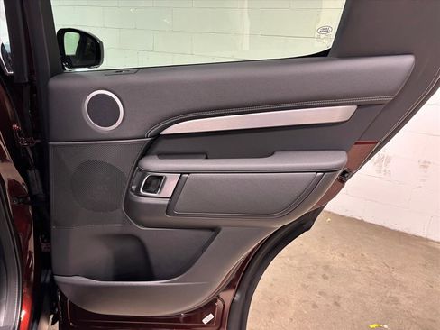 New 2026 Land Rover Discovery Limited Edition image 42