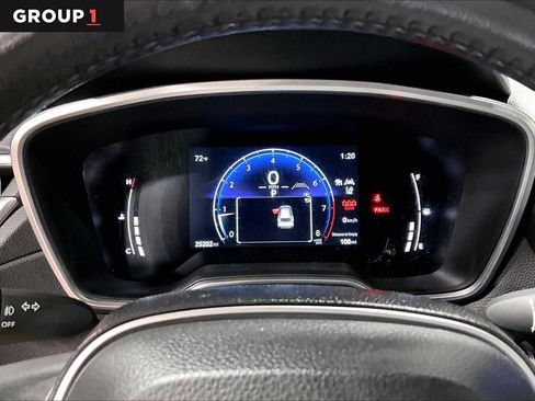Used 2023 Toyota Corolla Cross XLE AWD/4WD image 26