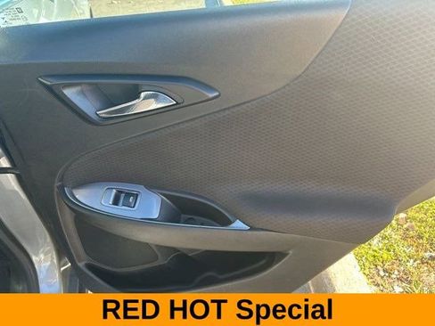 Used 2023 Chevrolet Malibu LT image 38