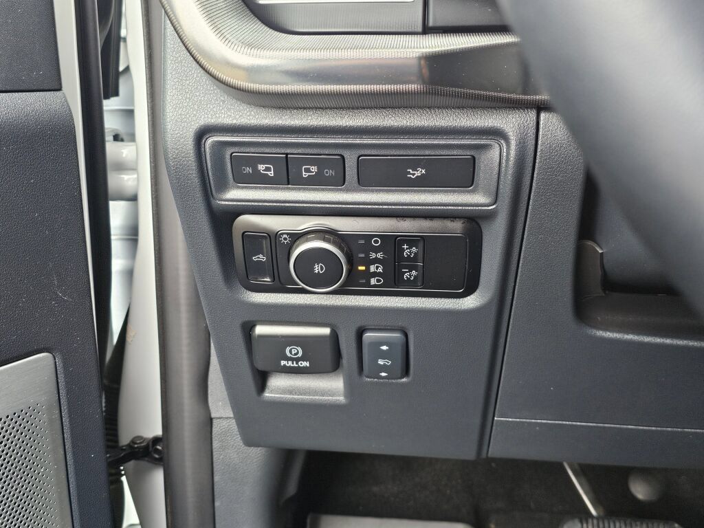 Used 2024 Ford F150 Lariat w/ Equipment Group 502A High AWD/4WD image 21