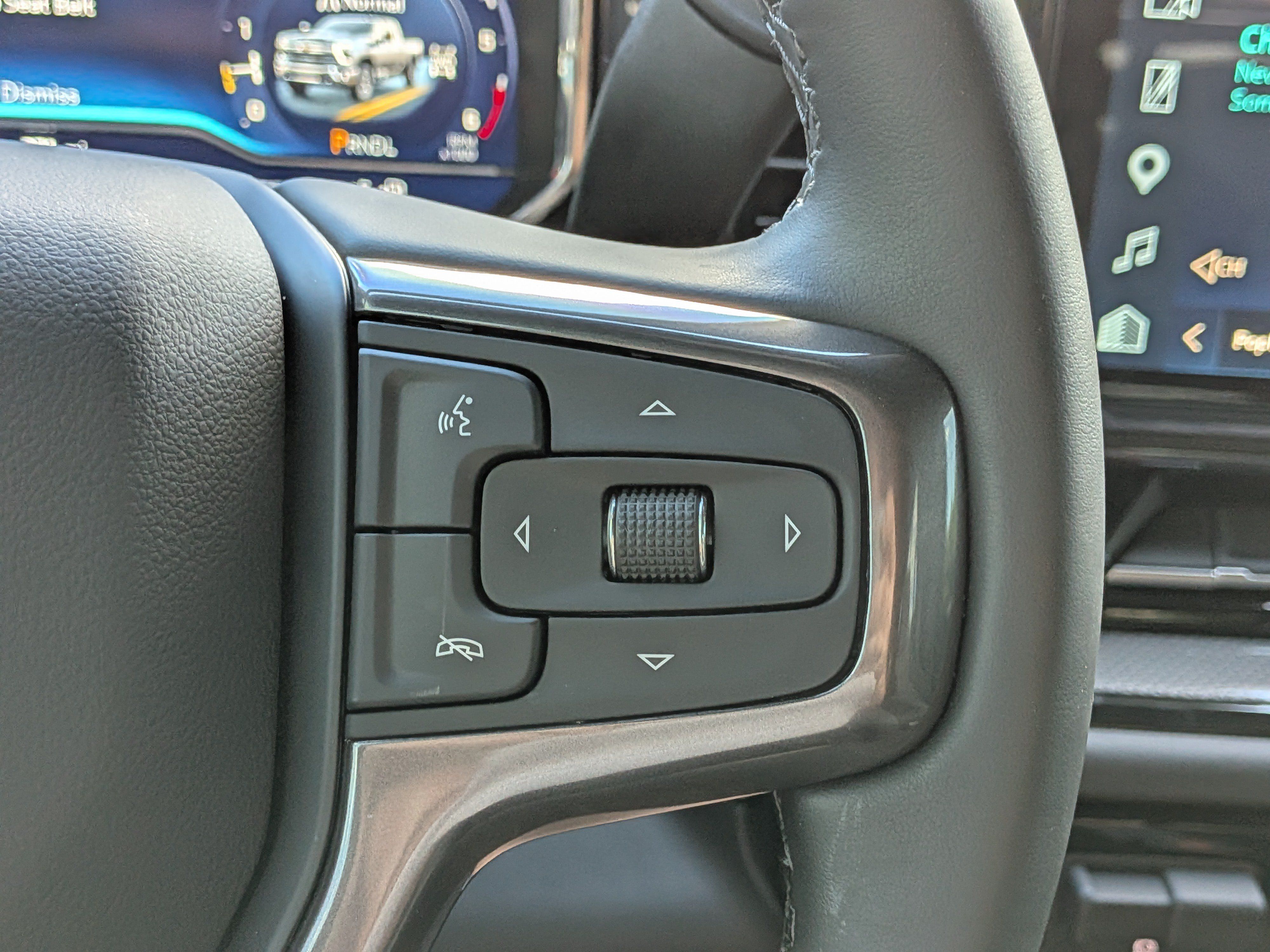 Used 2025 Chevrolet Silverado 2500 ZR2 w/ Technology Package AWD/4WD image 26
