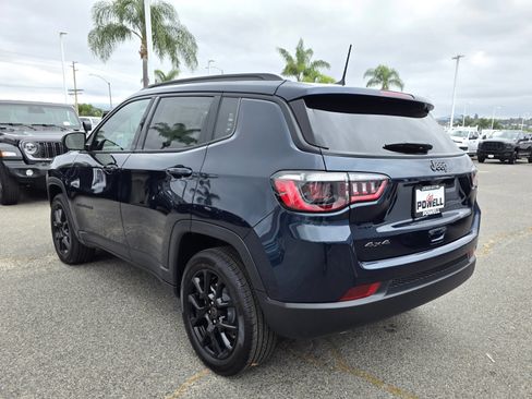 New 2026 Jeep Compass Latitude image 3