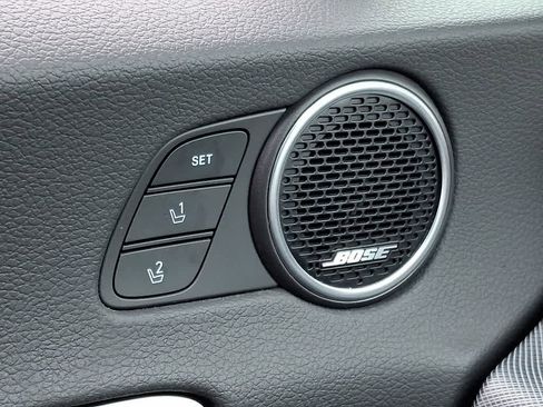 Used 2025 Hyundai Sonata Limited image 24