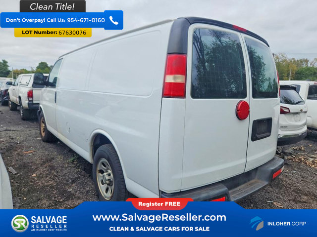 Used 2014 Chevrolet Express 1500 RWD image 3