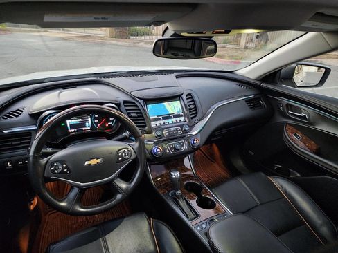 Used 2014 Chevrolet Impala LTZ image 20