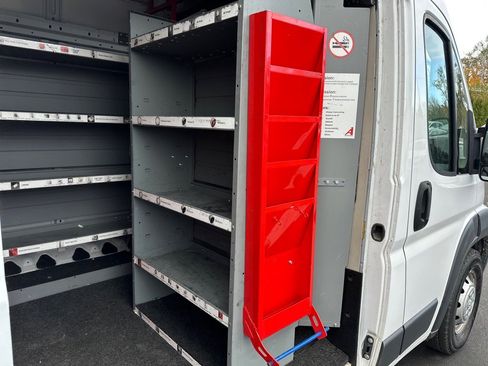 Used 2018 RAM ProMaster 2500 image 12