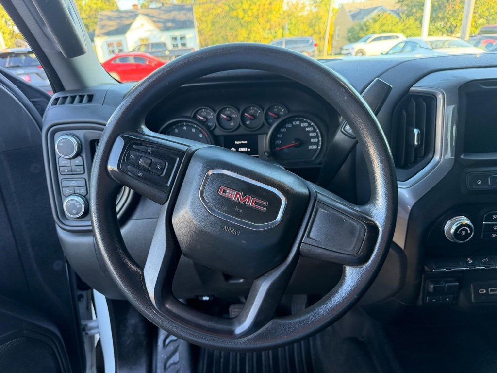 Used 2021 GMC Sierra 1500 4x4 Crew Cab w/ Sierra Value Package image 30