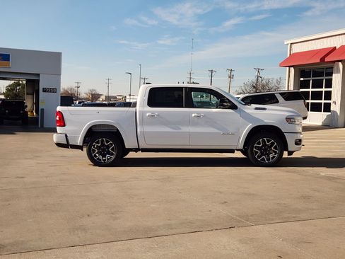 New 2026 RAM 1500 Laramie AWD/4WD image 7