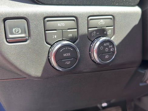 Used 2026 GMC Sierra 1500 Elevation AWD/4WD image 12