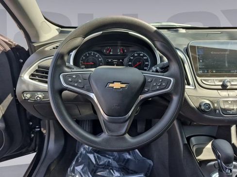 Used 2022 Chevrolet Malibu LS FWD image 13