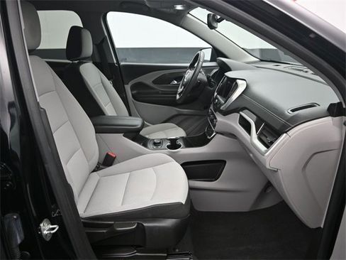 Used 2022 GMC Terrain SLE w/ Driver Convenience Package image 10
