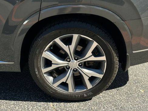 Used 2021 Hyundai Palisade Limited image 11