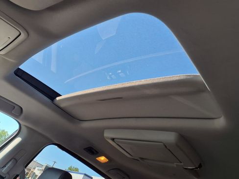 Used 2019 Honda Odyssey Elite image 16