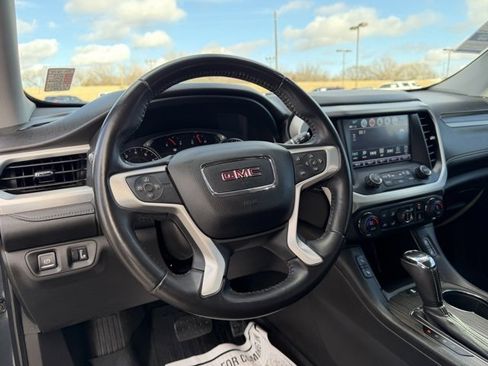 Used 2019 GMC Acadia SLT w/ Black Edition image 19