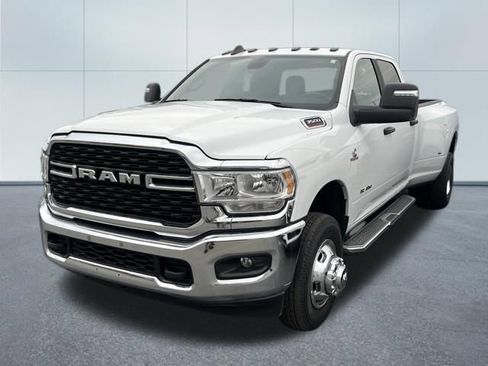 Used 2024 RAM 3500 Big Horn image 2