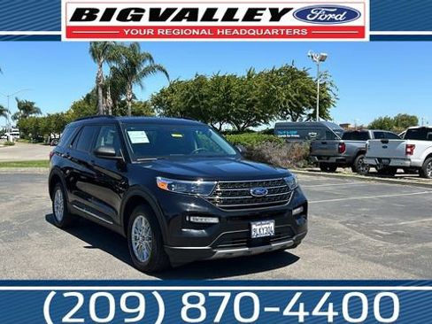 Certified 2023 Ford Explorer XLT w/ Equipment Group 202A AWD/4WD image 1