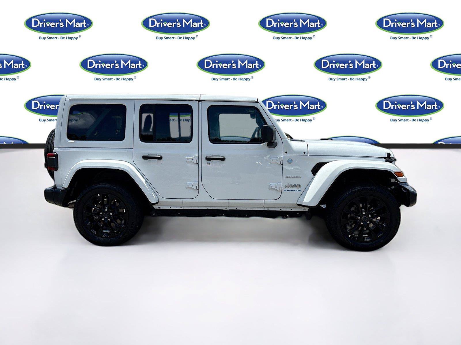 Used 2024 Jeep Wrangler Unlimited Sahara AWD/4WD image 8