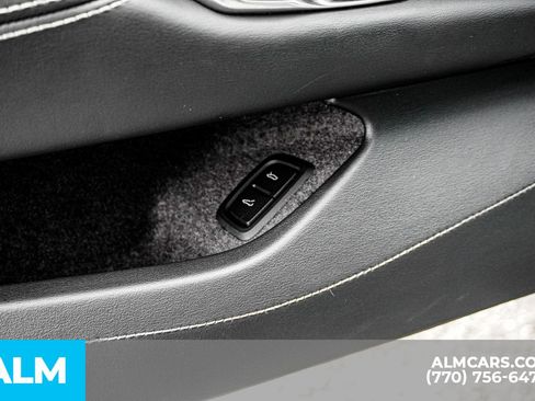 Used 2021 Chevrolet Corvette Stingray Preferred Conv w/ 2LT image 50