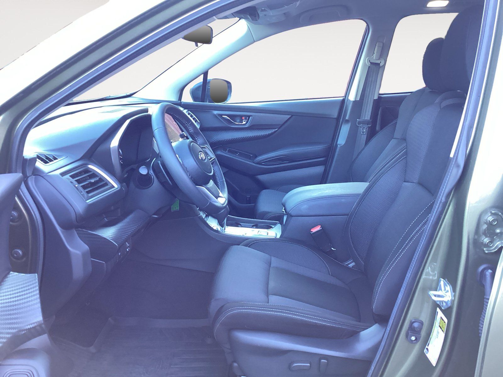 Used 2024 Subaru Ascent Premium AWD/4WD image 9