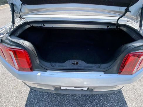 Used 2012 Ford Mustang Premium RWD image 7