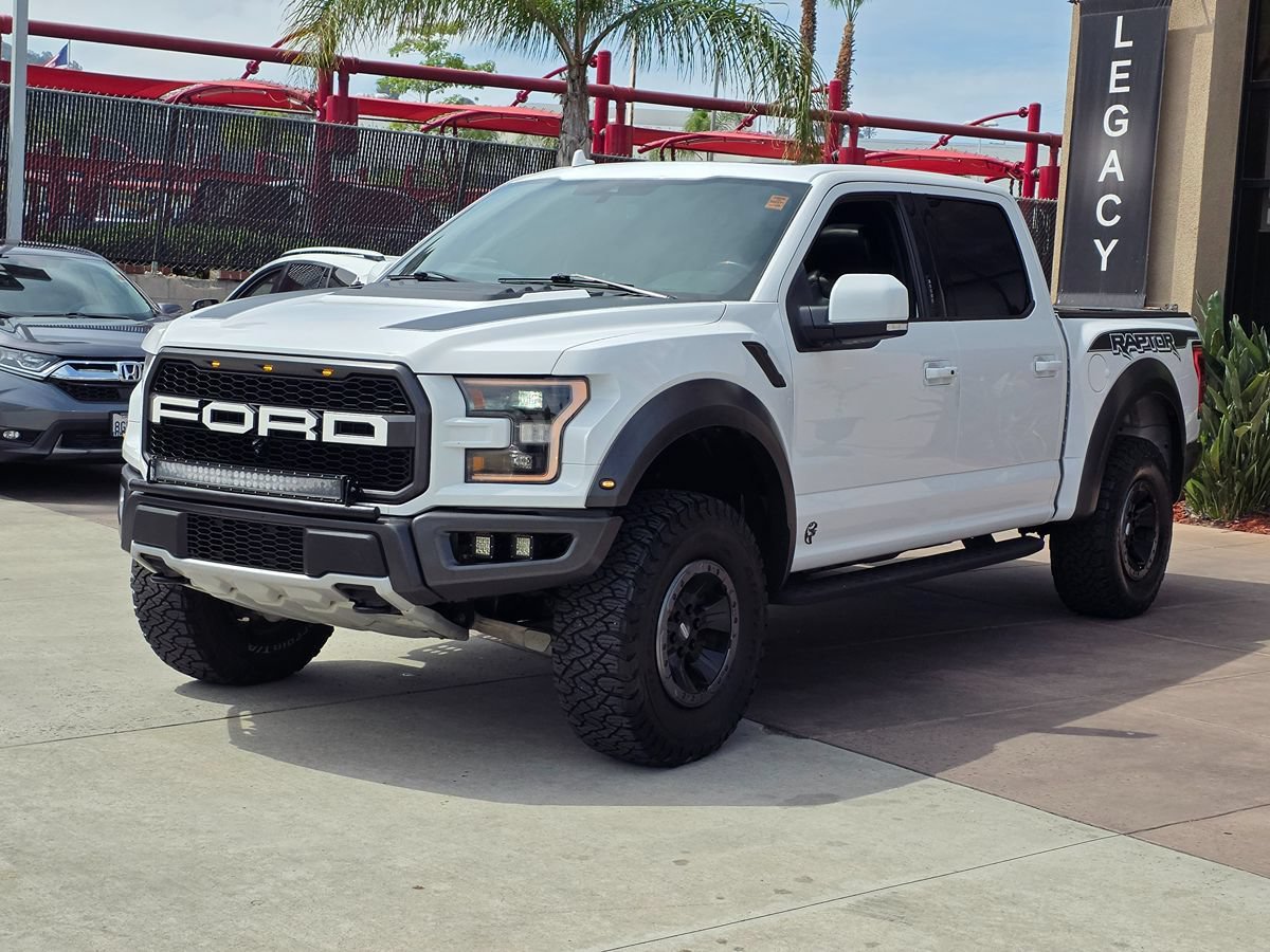 Used 2020 Ford F150 Raptor w/ Equipment Group 802A Luxury AWD/4WD image 6