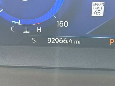 Used 2020 Ford Explorer Platinum w/ Premium Technology Package image 22