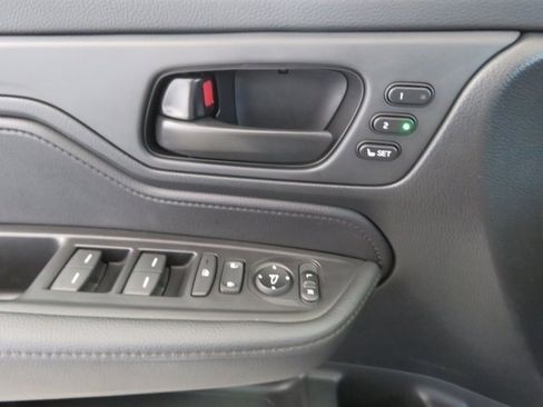 Used 2023 Honda Odyssey Sport image 28
