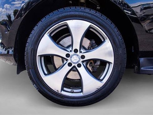 Used 2017 Mercedes-Benz GLE 350 4MATIC image 9