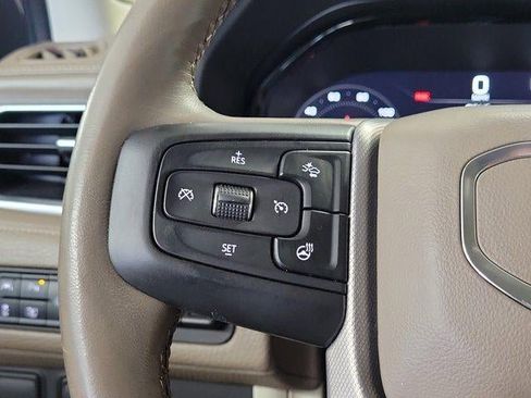 Used 2022 GMC Yukon Denali image 21
