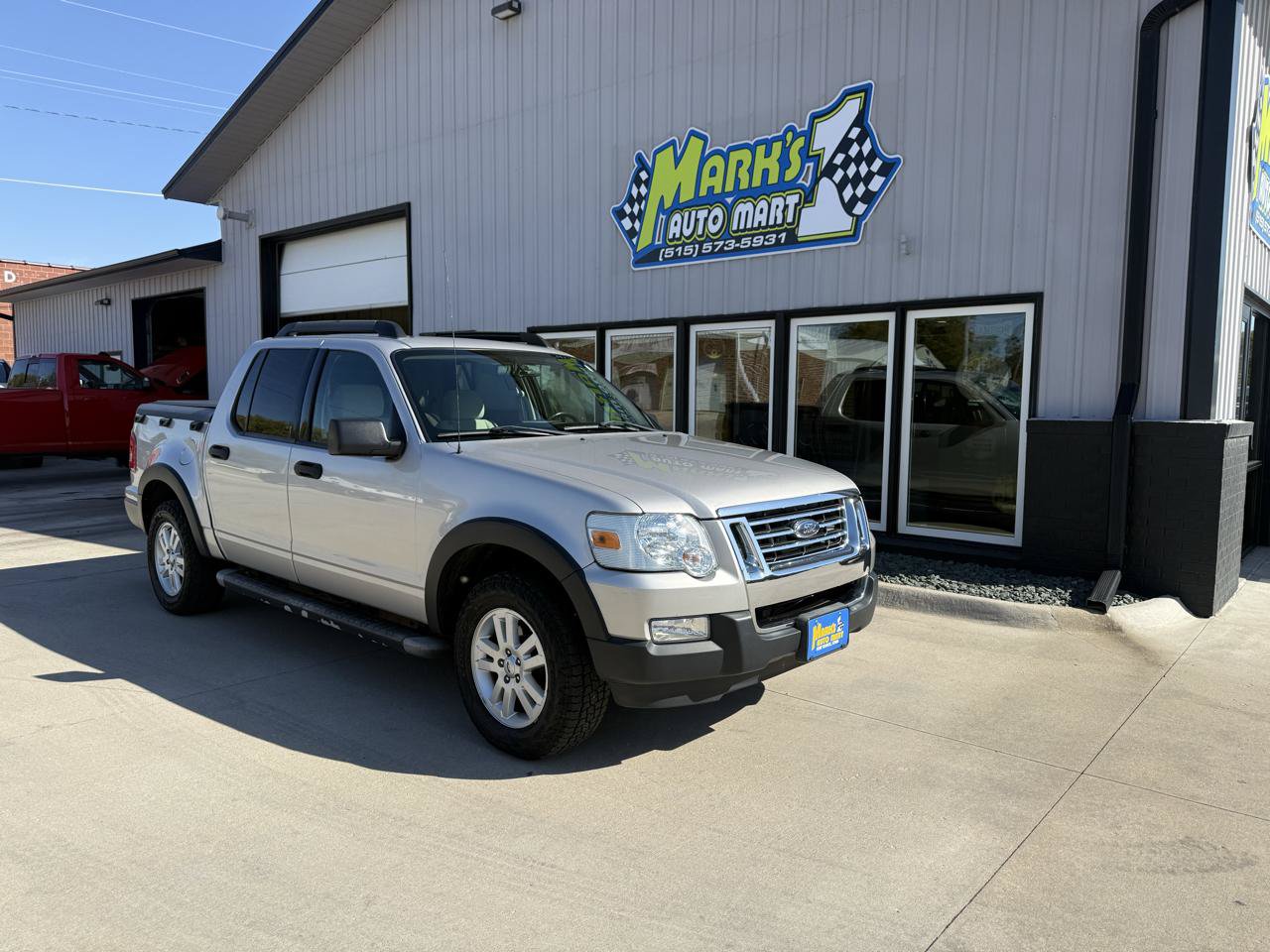 Used 2008 Ford Explorer Sport Trac XLT AWD/4WD image 1